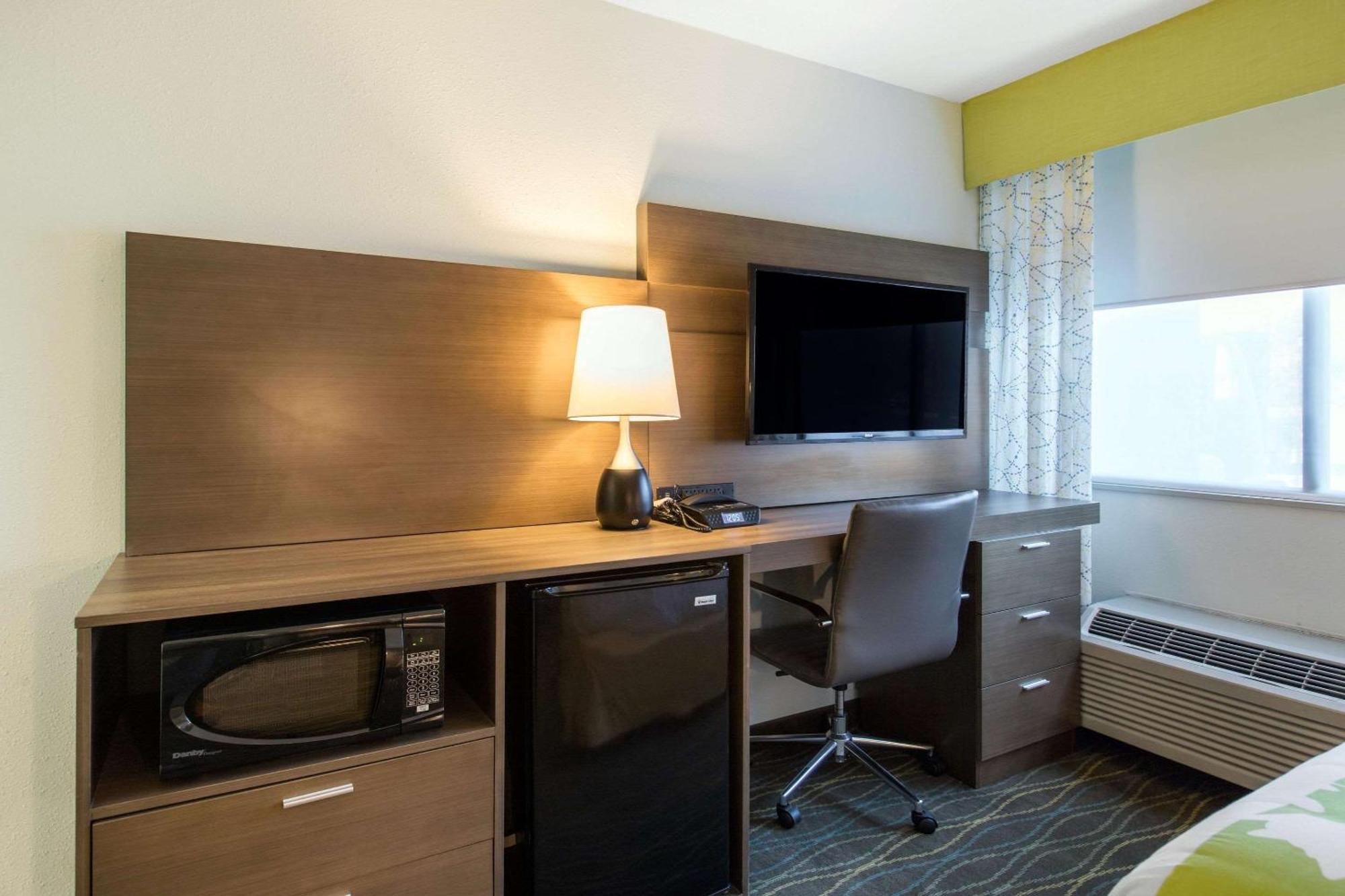 เรดิสัน โฮเทล แกรนด์ ราพิดส์ ริเวอร์ฟรอนต์ Hotel แกรนด์แรพิดส์ ภายนอก รูปภาพ
